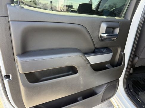 Certified 2018 Chevrolet Silverado 1500 LT w/ Texas Edition image 30