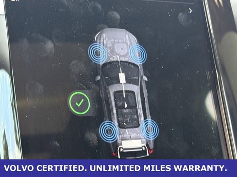 Certified 2025 Volvo XC60 B5 Plus image 25