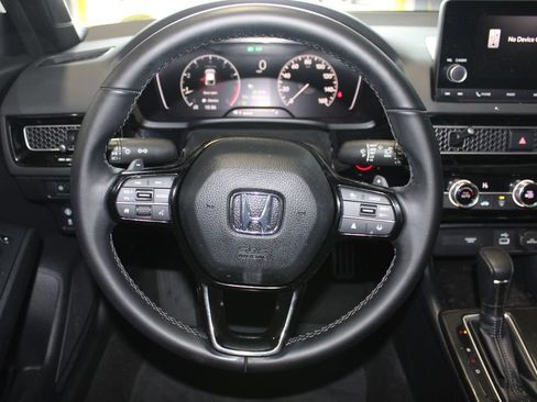 Used 2023 Honda Civic Sport image 7