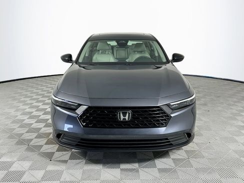 Used 2025 Honda Accord SE image 2