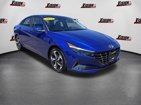 Used 2023 Hyundai Elantra Limited w/ Cargo Package FWD image 7
