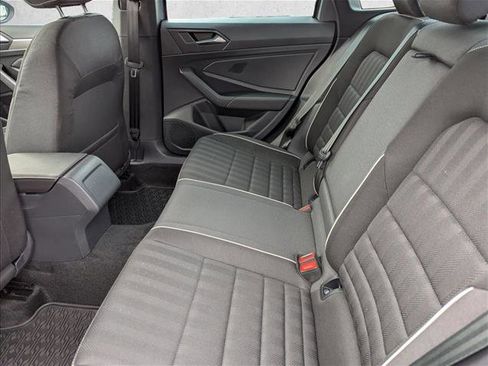 Used 2024 Volkswagen Jetta Sport image 24