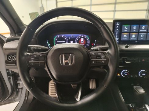 Used 2024 Honda Accord Sport image 5