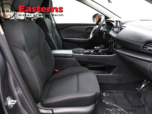 Used 2023 Nissan Rogue S AWD/4WD image 24