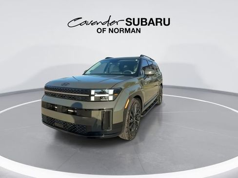 Used 2025 Hyundai Santa Fe Calligraphy FWD image 4