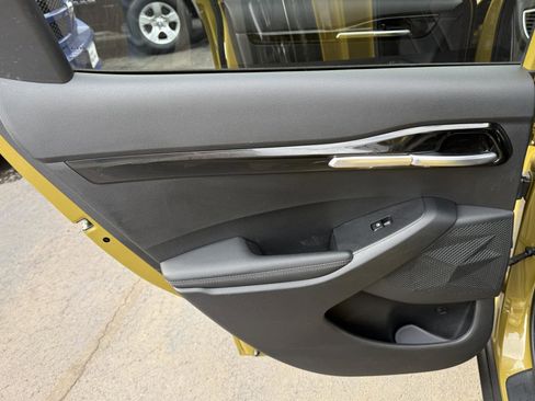 Used 2024 Kia Seltos S image 31