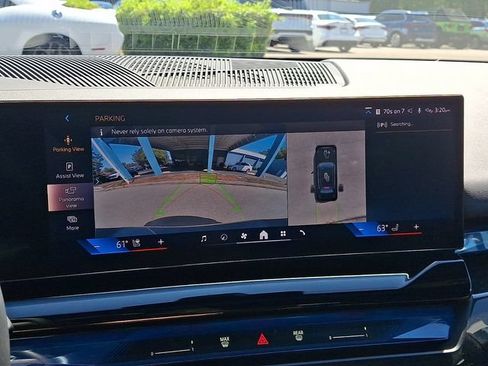 Used 2025 BMW i5 eDrive40i RWD image 23