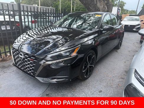 Used 2025 Nissan Altima 2.5 SR FWD image 1
