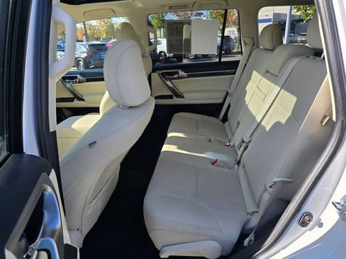 Certified 2023 Lexus GX 460 Premium image 16