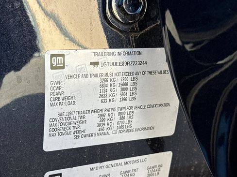 Used 2024 GMC Sierra 1500 AT4 w/ Technology Package AWD/4WD image 32