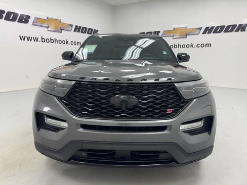 Used 2020 Ford Explorer ST w/ ST High-Performance Pack AWD/4WD image 2