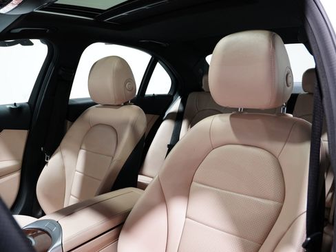 Used 2018 Mercedes-Benz C 300 Sedan image 15