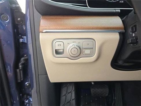 Certified 2026 Mercedes-Benz GLE 450 4MATIC image 38