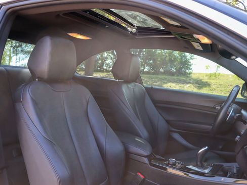 Used 2016 BMW 228i Coupe w/ Driver Assistance Package RWD image 19