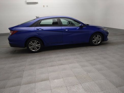 Used 2021 Hyundai Elantra SEL w/ Cargo Package FWD image 10
