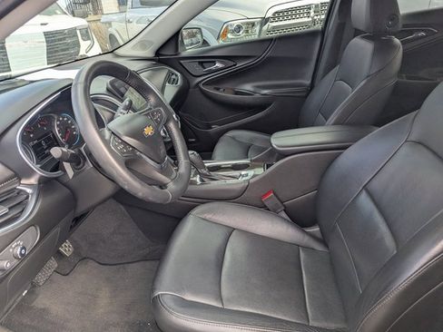 Used 2016 Chevrolet Malibu Premier w/ Driver Confidence Package II image 25