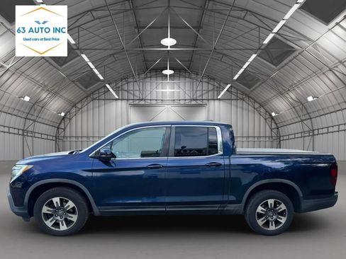 Used 2017 Honda Ridgeline RTL-T image 2