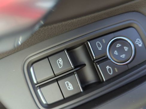 Used 2024 Porsche 718 Cayman S image 13