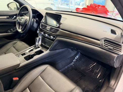Used 2020 Honda Accord Sport image 22