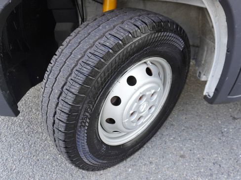 Used 2015 RAM ProMaster 1500 w/ Interior Convenience Group image 20