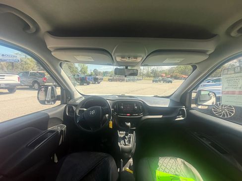 Used 2019 RAM ProMaster City Tradesman SLT image 25