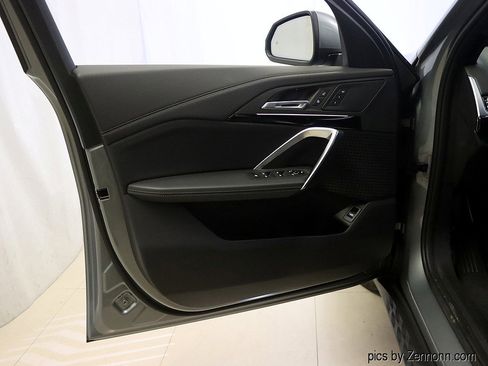 Certified 2025 BMW X2 xDrive28i image 26