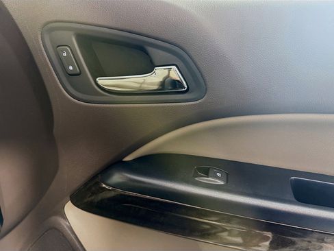 Used 2020 GMC Canyon SLE w/ SLE Convenience Package image 31