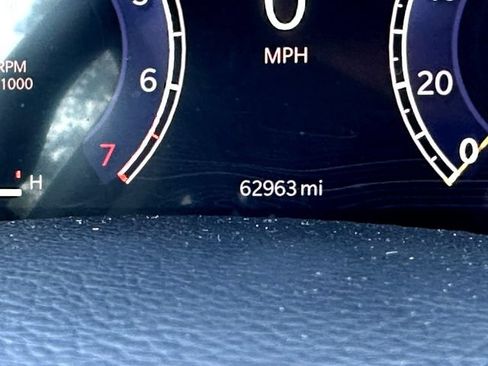 Used 2023 Jeep Grand Cherokee L Laredo RWD image 26