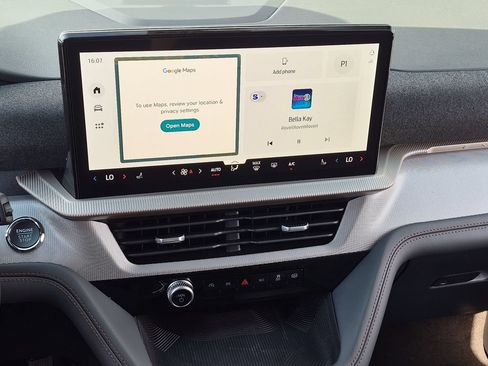 New 2026 Ford Explorer Active AWD/4WD image 22