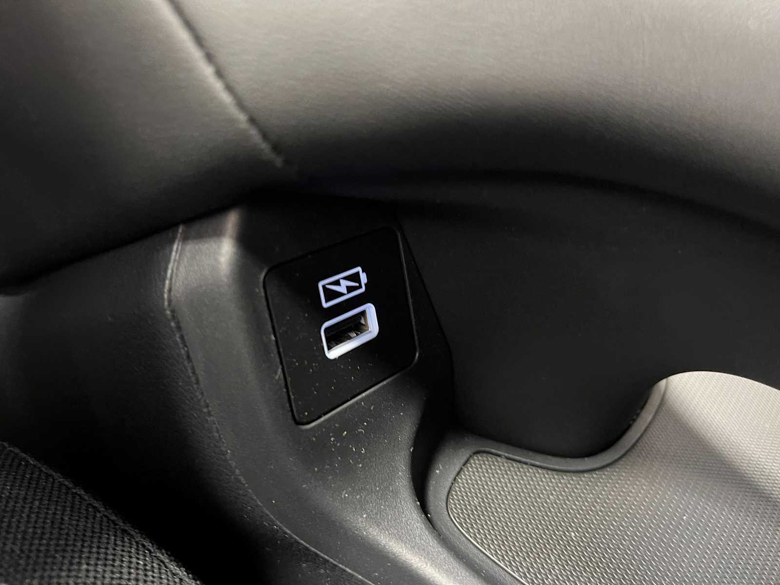 Certified 2025 Honda HR-V LX image 19