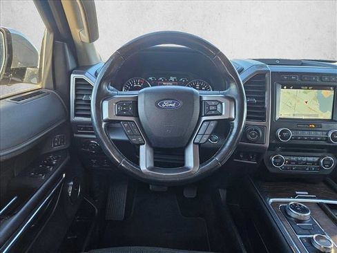 Used 2018 Ford Expedition Max Platinum image 11