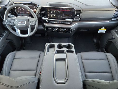 Used 2026 GMC Sierra 1500 SLT image 12