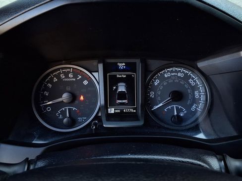 Certified 2023 Toyota Tacoma TRD Off-Road image 14