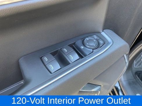 Used 2025 Chevrolet Silverado 1500 LT image 17