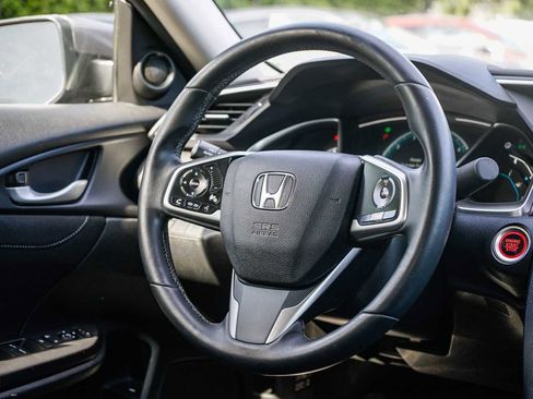 Used 2018 Honda Civic EX-T image 15
