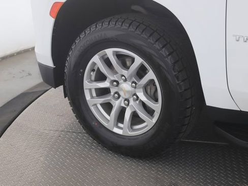 Used 2023 Chevrolet Tahoe LT AWD/4WD image 13