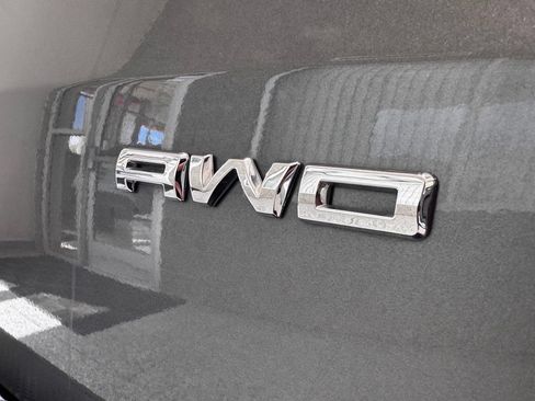 Used 2025 Ford Escape Active AWD/4WD image 7