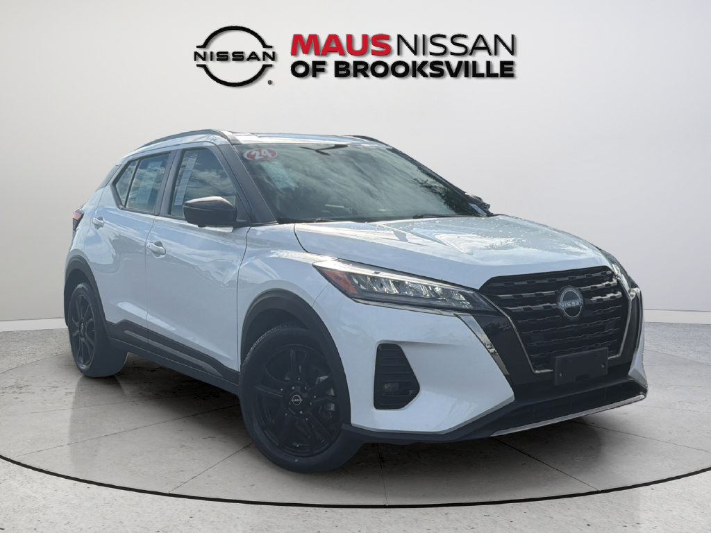Certified 2024 Nissan Kicks SR w/ SR Premium Package FWD image 1