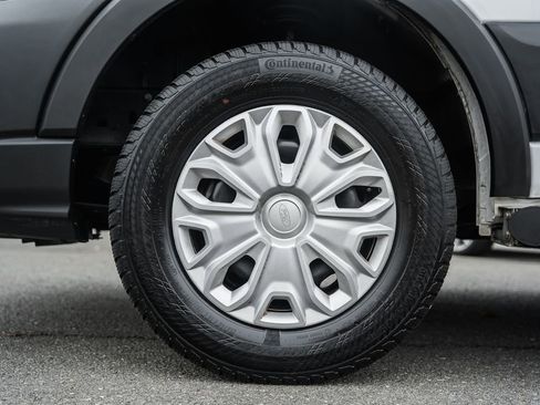 Certified 2023 Ford Transit 250 Low Roof w/ Exterior Upgrade Package image 21