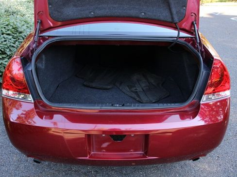 Used 2008 Chevrolet Impala LTZ image 16