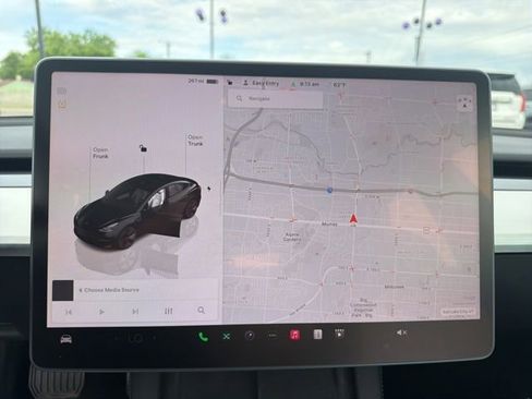 Used 2022 Tesla Model 3 Long Range AWD/4WD image 22
