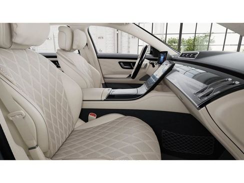 New 2026 Mercedes-Benz S 500 4MATIC image 4