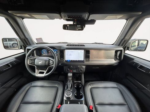 Used 2025 Ford Bronco Badlands AWD/4WD image 13