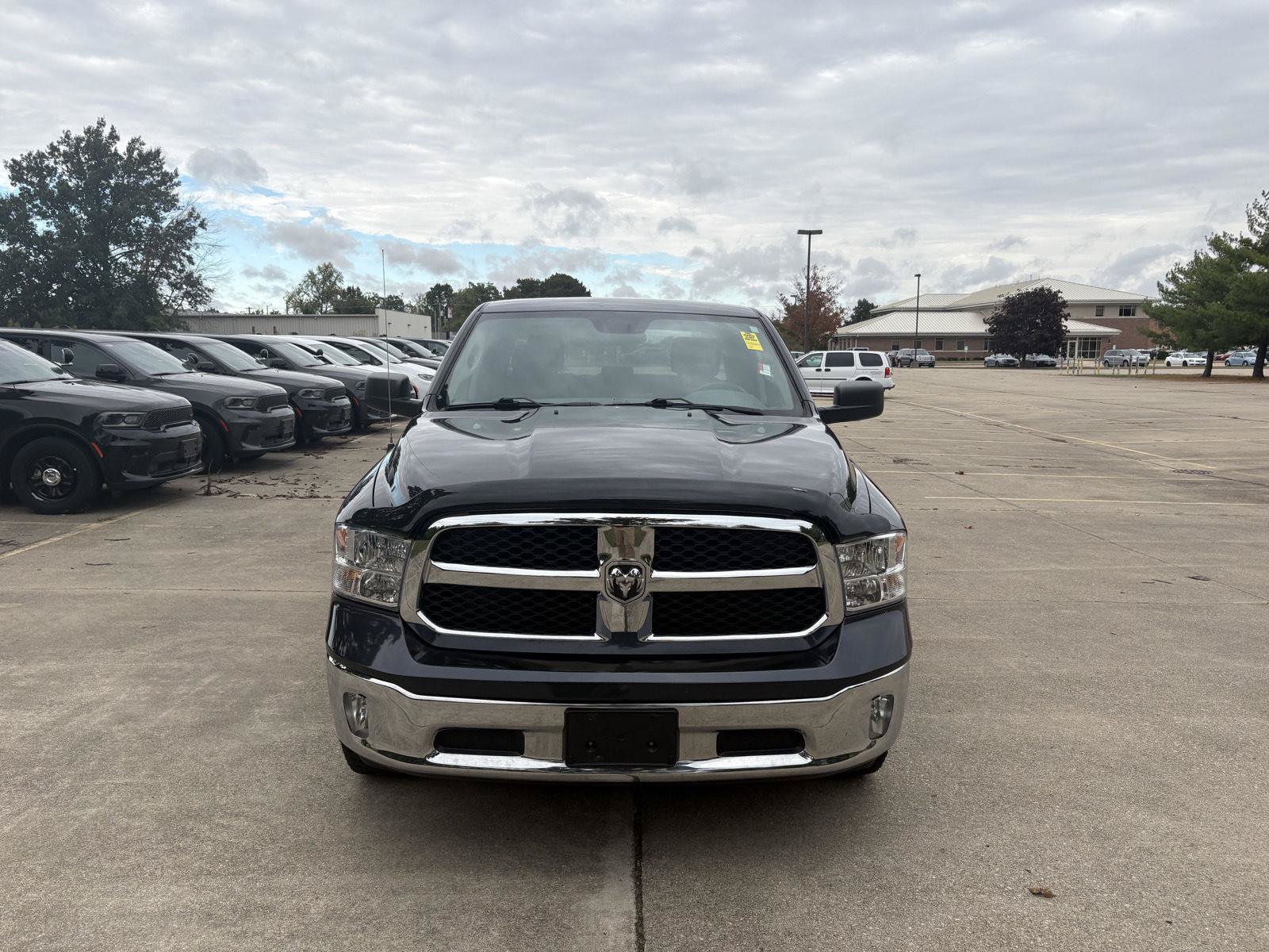 Used 2019 RAM 1500 Tradesman w/ Tradesman SXT Package AWD/4WD image 3