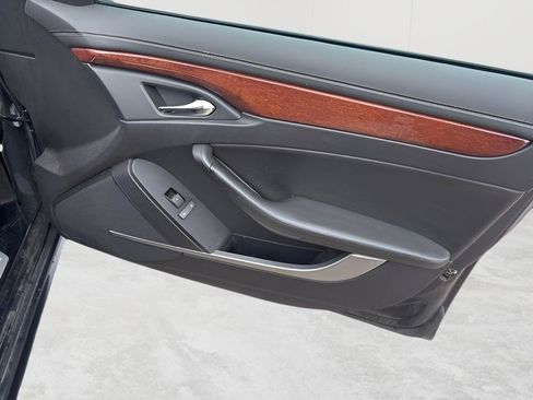 Used 2010 Cadillac CTS Premium RWD image 11
