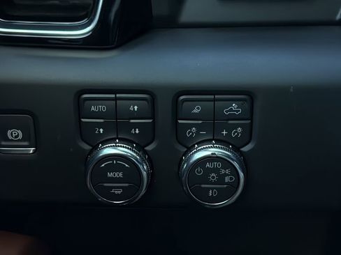 Used 2025 GMC Sierra 1500 Denali Ultimate image 26