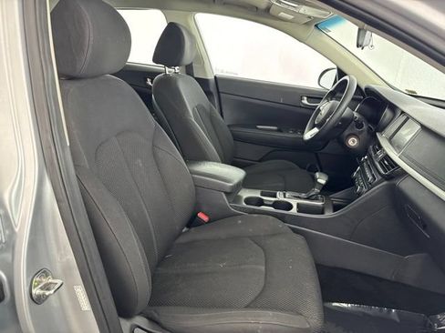 Used 2019 Kia Optima LX FWD image 16