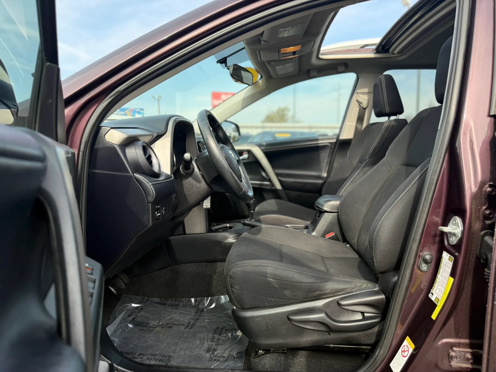 Used 2016 Toyota RAV4 XLE FWD image 40