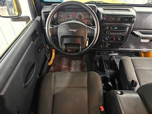 Used 2006 Jeep Wrangler X AWD/4WD image 4