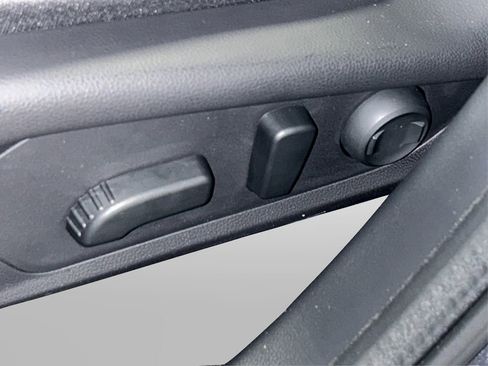 New 2026 Subaru Forester Premium image 34